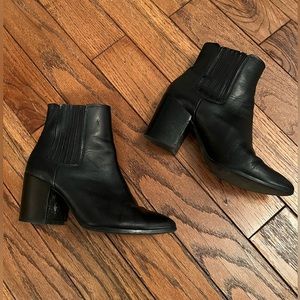 Steve Madden black booties / 7.5 — lightly worn